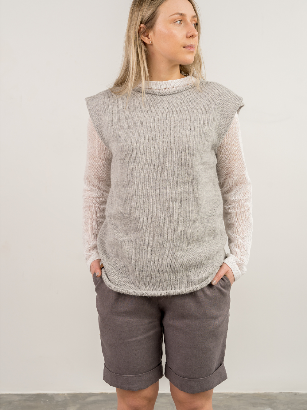 Minimalistinė merino, alpakos, moheros liemenė LUKNĖ