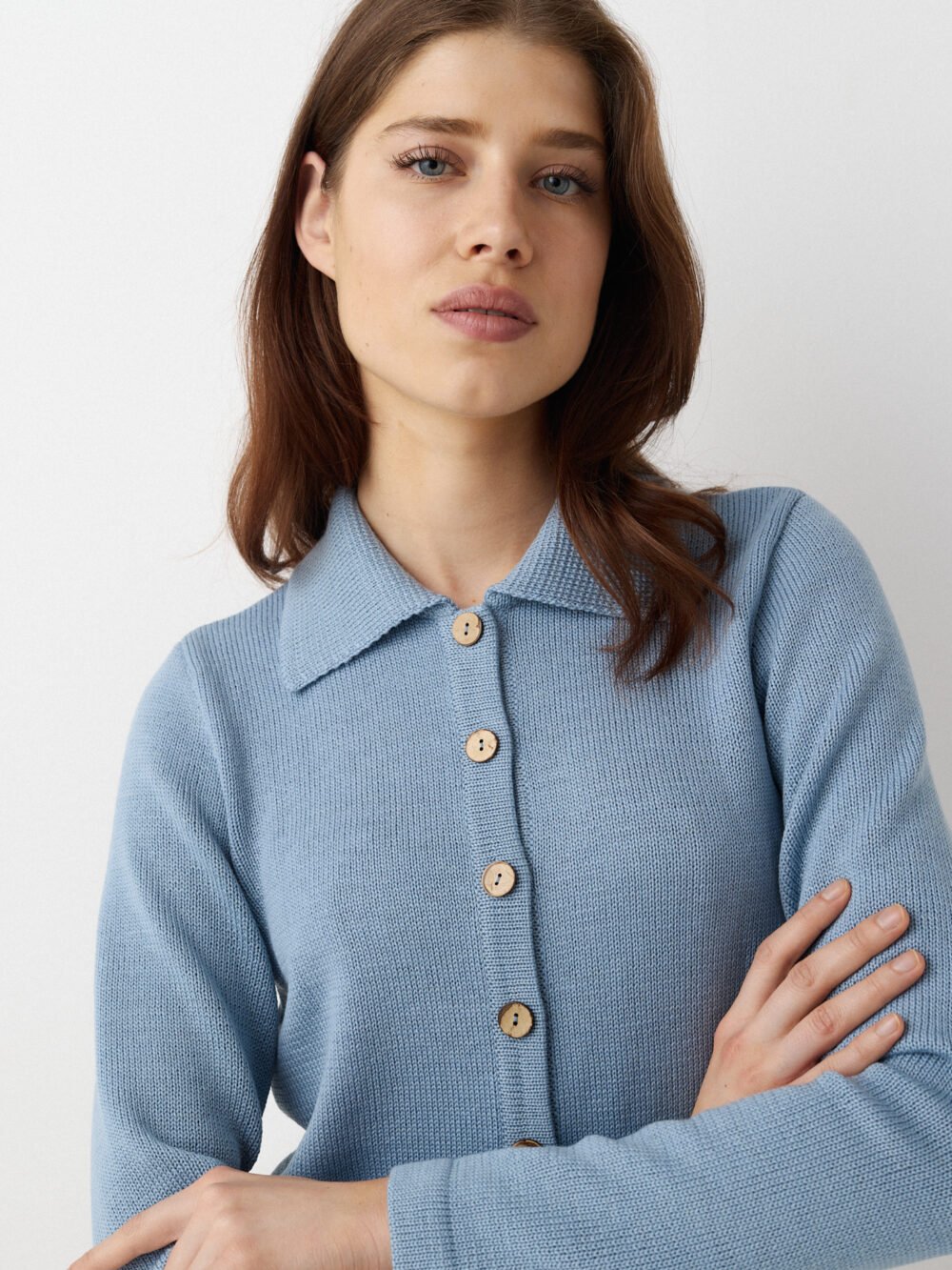 Merino megztinis su sagomis FRĖJA pale blue